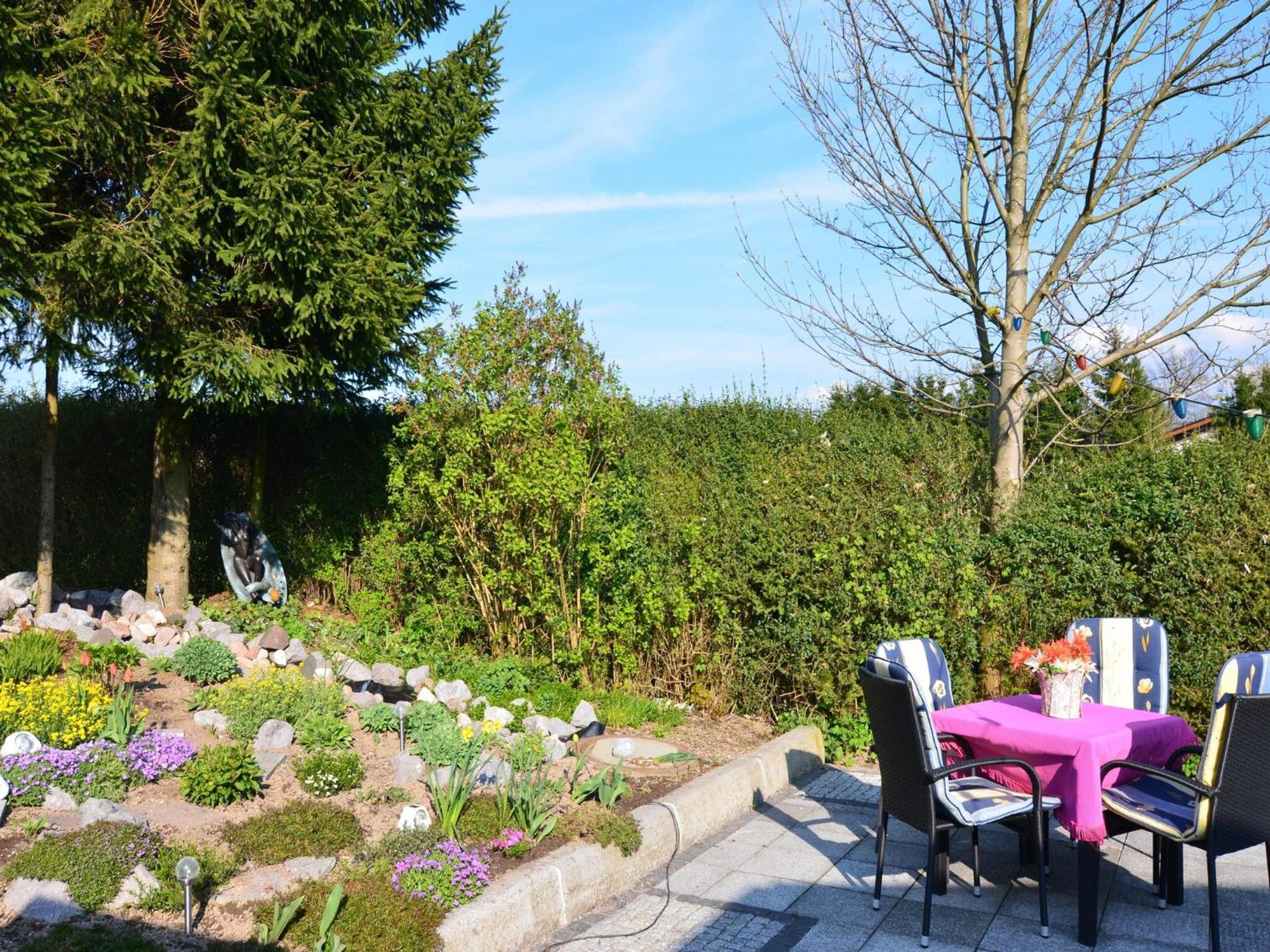 Holiday Home In Neustadt Am Rennsteig With Pond Exterior photo