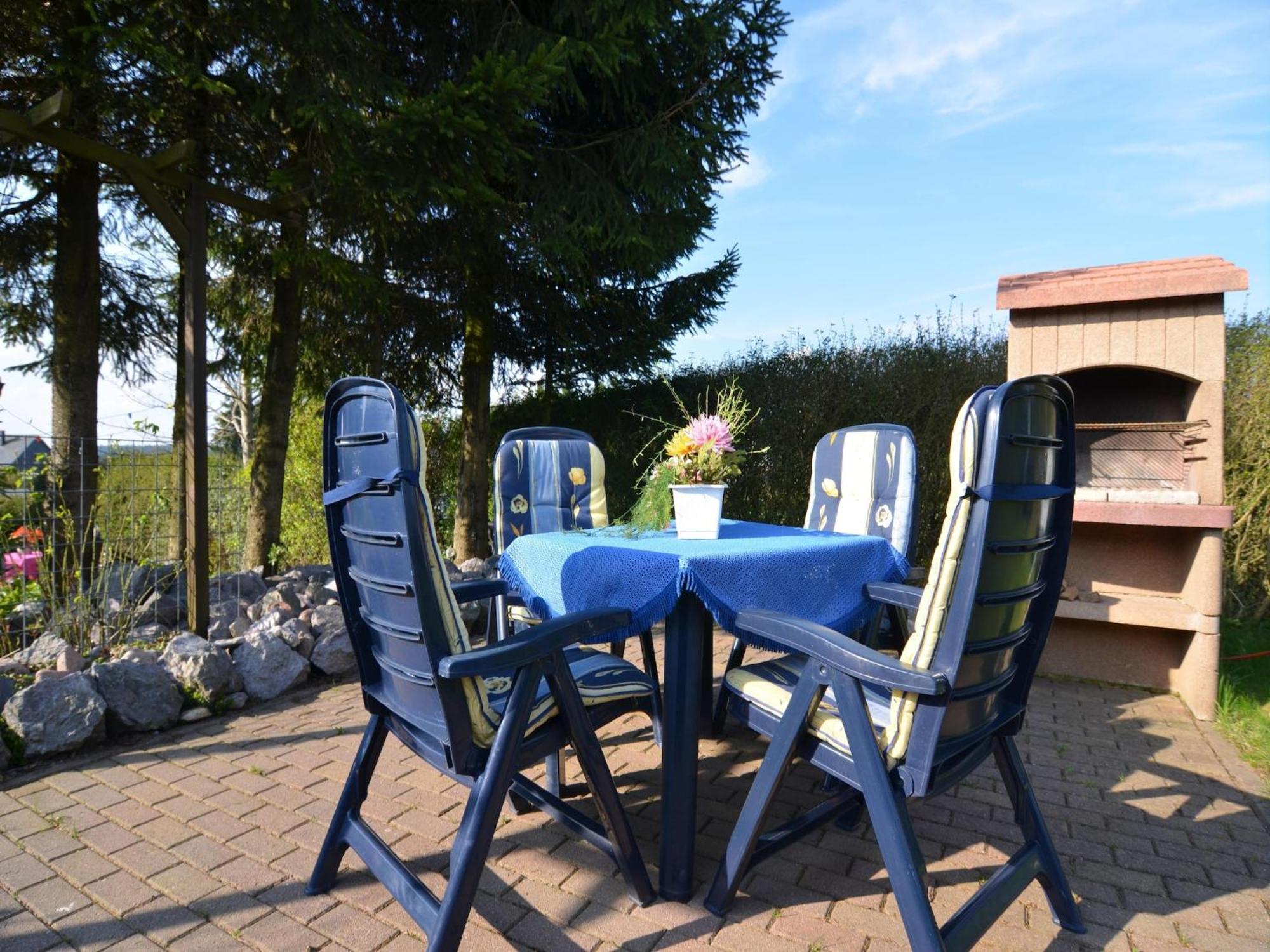Holiday Home In Neustadt Am Rennsteig With Pond Exterior photo